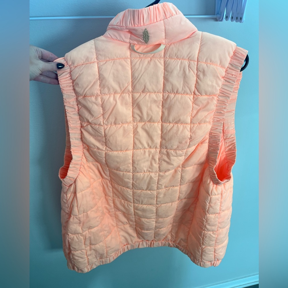 Free people vest